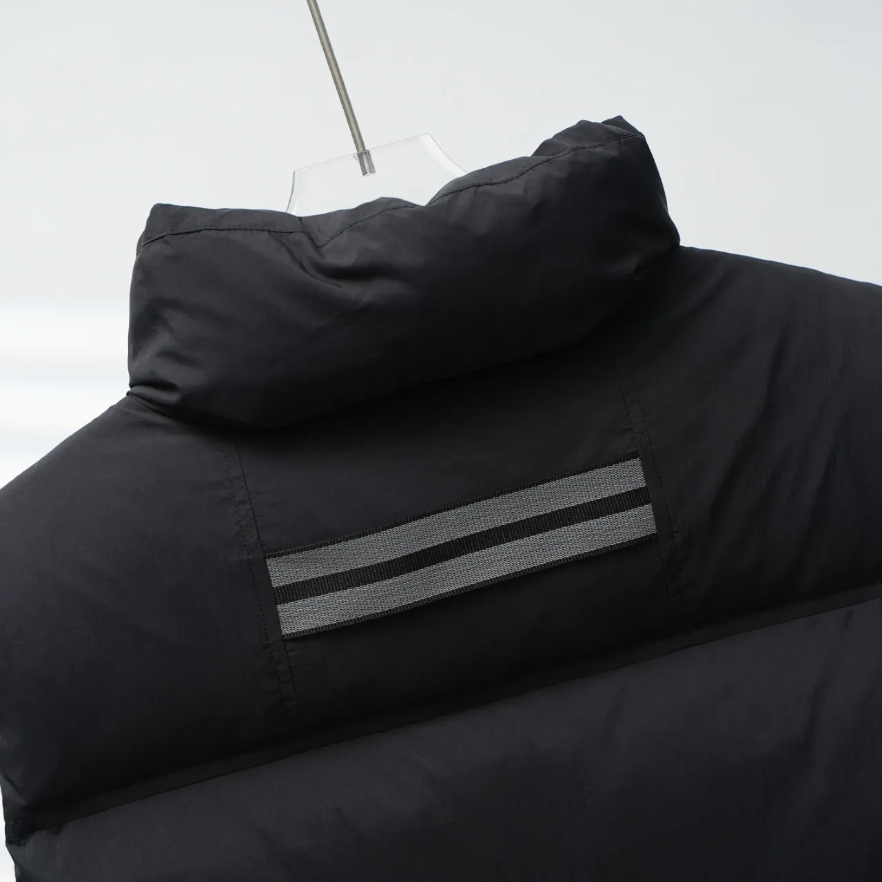P560 CANADA GOOSE丨Canada Goose 2804 chest label soft cloth stand collar down vest Color: black black label Size: XS-XXL